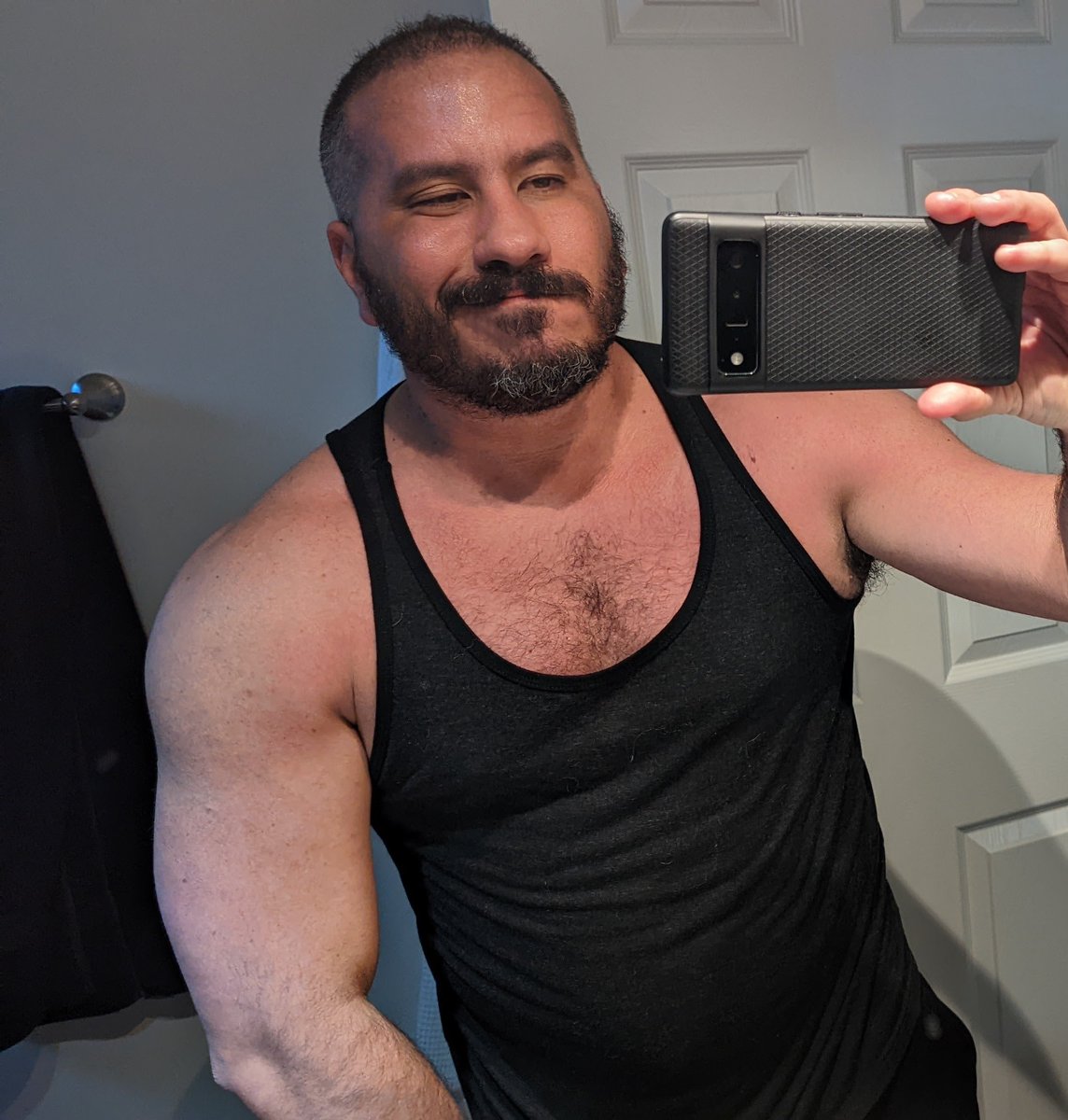 teluraz's tweet photo. Sure Threads is great, but what we really need is an app that's just Michelle Obama reassuring us that it's all going to be okay
#daddysboy #daddyspup #sonofdaddy #cuddlepup #cuddlebear #musclepup #musclebear #gaygym #hairygay #beardedgay #scruffygay #billiondollarideas https://t.co/0FGGSmbaGL