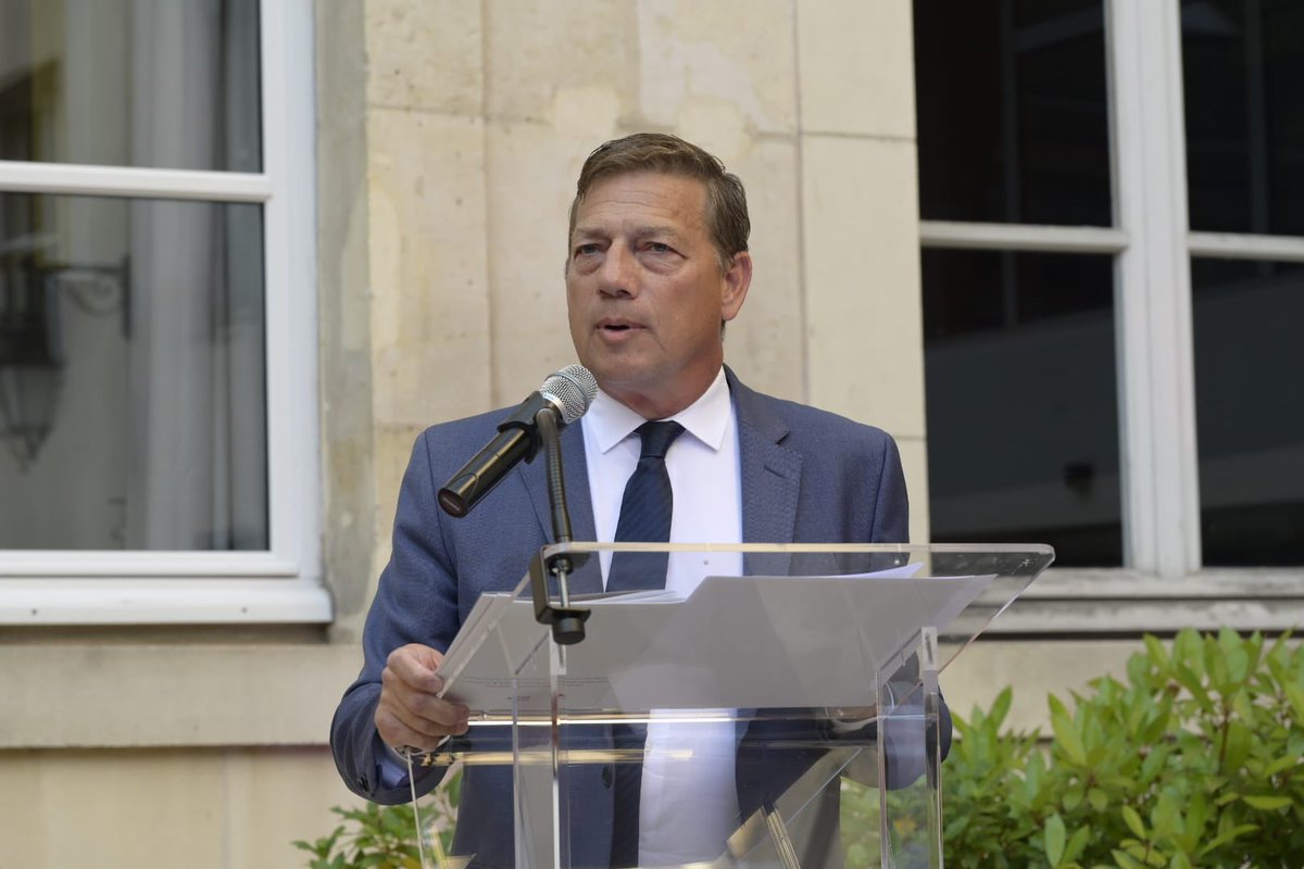 «Avec un marché de la #rénovation en croissance, les #TPE artisanales du bâtiment qui sont les leaders de la rénovation énergétique ont des opportunités de marchés pr les 30 prochaines années ! Ns devons nous assurer que le potentiel de nos entreprises soit libéré». <a href="/reponcapeb/">Jean-Christophe Repon</a>
