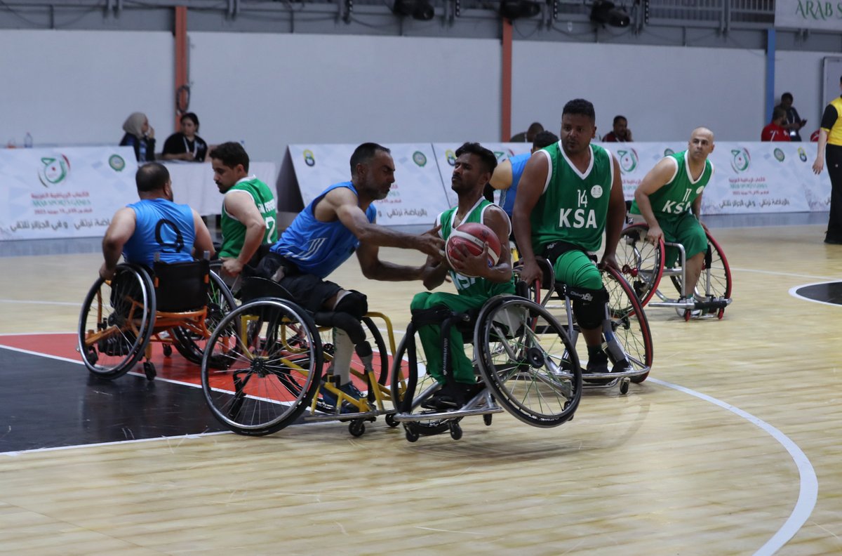 TeamSaudi's tweet photo. 🏅| #الألعاب_الرياضية_العربية15
🏀| كرة السلة على الكراسي 🧑‍🦽

ـ 🇸🇦 السعودية 🆚 ليبيا 🇱🇾
ـ          72             27

نهايـة الــمــباراة 🔚

ألــــــــــف مــــبروك يا أبــطال 👏💚 https://t.co/gpbQJzOgux