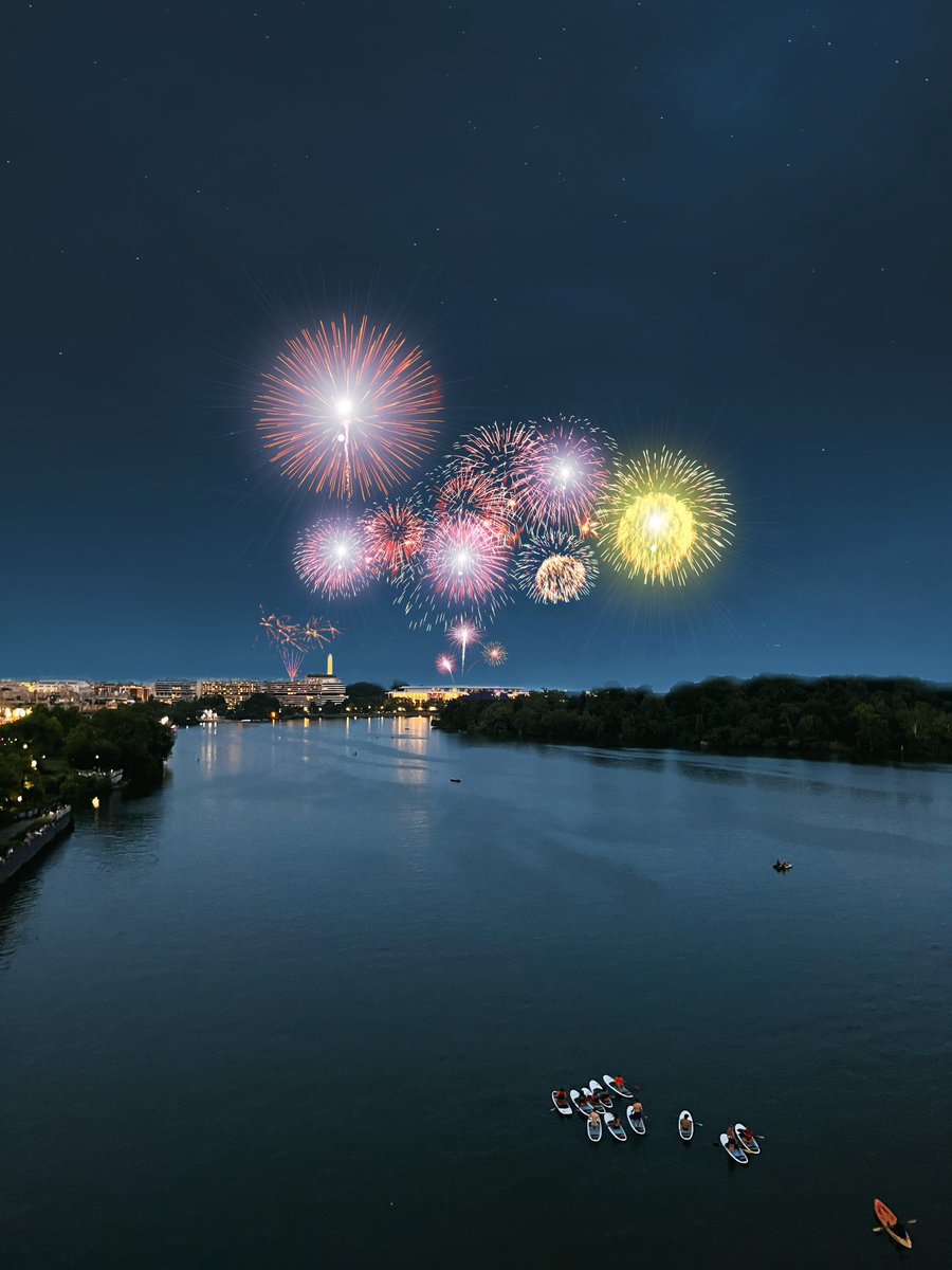 MrAHC.Ξth tweet media