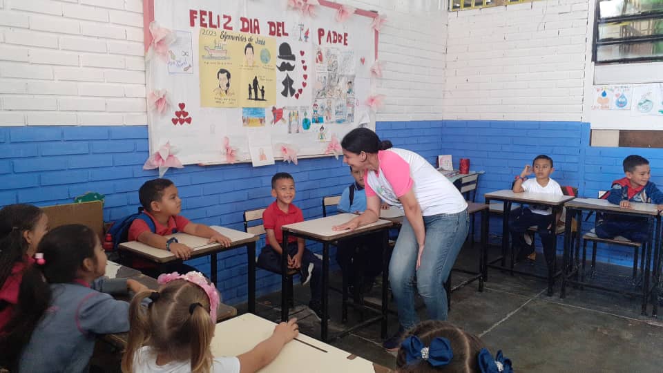 Vinculación de los estudiantes de educación inicial en <a href="/EBAbejal/">EB EL ABEJAL</a>. Rumbo al primer grado. Municipio <a href="/GuasimosCra/">Guásimos CRA</a> Estado @ZonaEducTachira <a href="/Crazet2011/">Crazet2011</a> <a href="/Berzabethg1/">Berzabethgandicaoficial</a> @MPPEDUCACION
