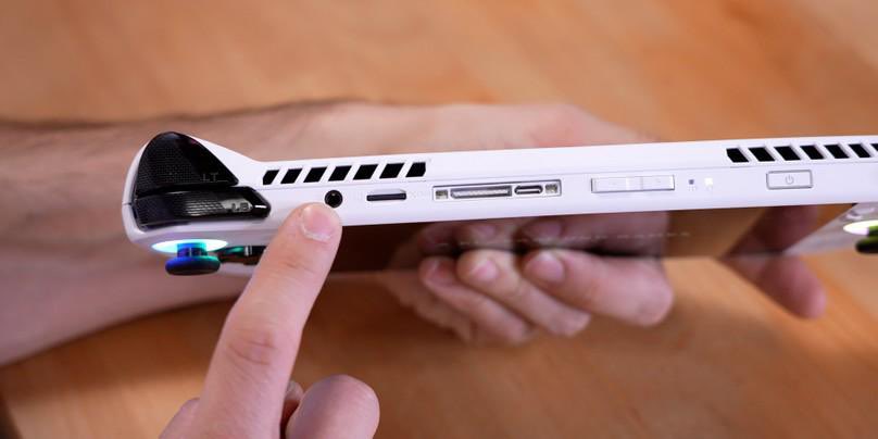 JetlagMattia's tweet photo. ASUS ROG Ally: il nuovo firmware mitiga il surriscaldamento delle SD

ASUS ha rilasciato un nuovo aggiornamento per la sua recente console portatile ROG Ally, il quale mira principalmente a prevenire il surriscaldamento delle schede SD durante il gioco in modalità Turbo. https://t.co/ENlUbxsQVX