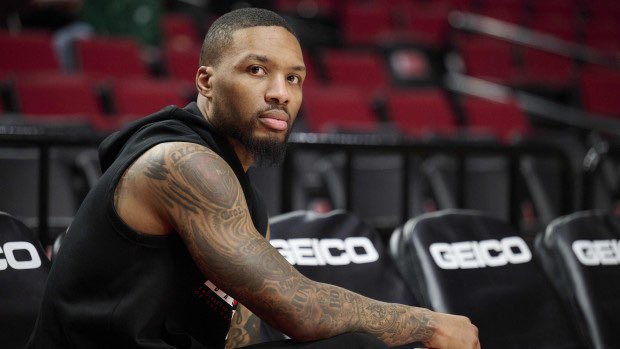 Damian Lillard’s agent sends a message 

“Truthfully, he wants to play in Miami. Period.” 

(Via <a href="/flasportsbuzz/">Barry Jackson</a> )