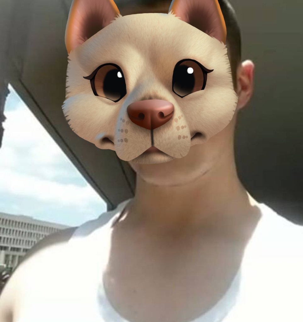 Ian_urfav's tweet photo. 太陽好大 #selfie #體育生 #籃球隊 #原味 #Sunny https://t.co/OlXUHkFVmE