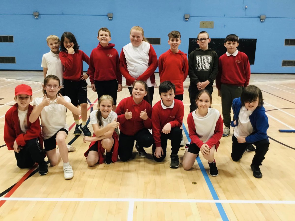Great to take a fantastic group of Y5 pupils to <a href="/KeeleUniversity/">Keele University 🐿️</a> for a fun-filled Sports Day: football ⚽️ cricket 🏏 tag rugby 🏷️🏉 rounders ⚾️ netball 🏐 pickleball 🎾🏓 So many laughs 😆 smiles 😁 new learning experiences 💫 and confidence ❤️ on display today 

 #SmilesForMiles
