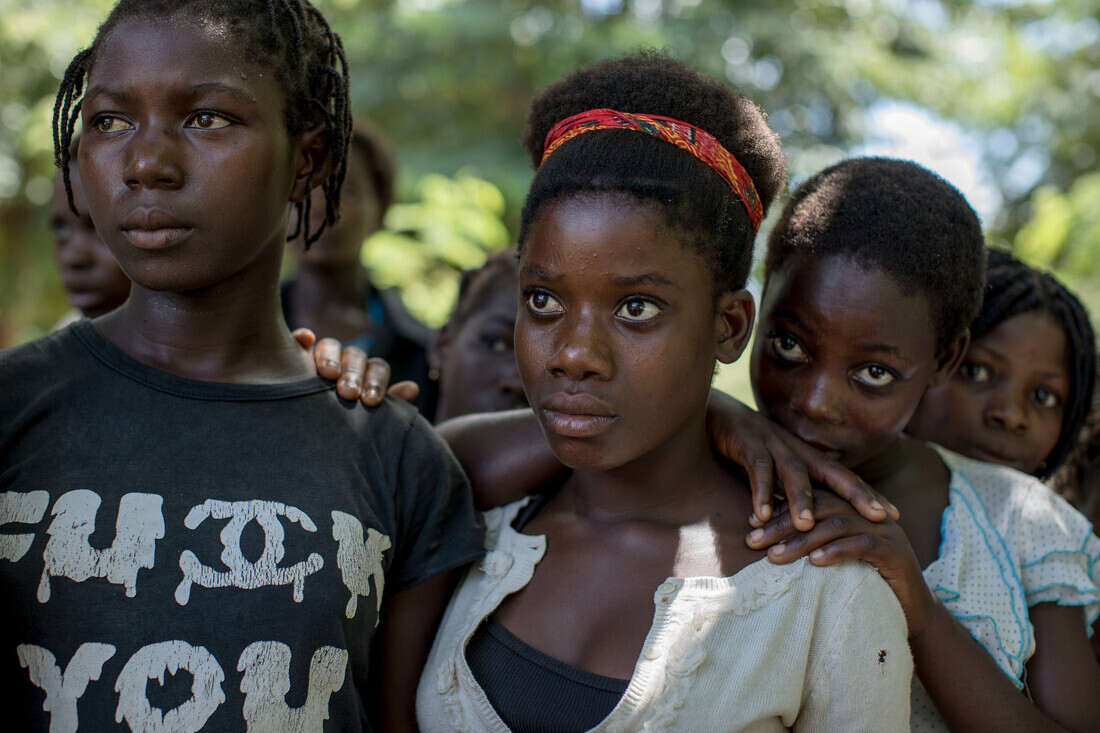 j_ANampiima's tweet photo. Adequate #nutrition during #adolescence fuels the growth spurt and supports physical development.
From protein for muscles to calcium for bones, it's a time to provide the building blocks for their future! 💪🏋️♀️
#adolescentnutrition
#criticalstage
Photo_ @CAREUganda https://t.co/L25y5dg6rH