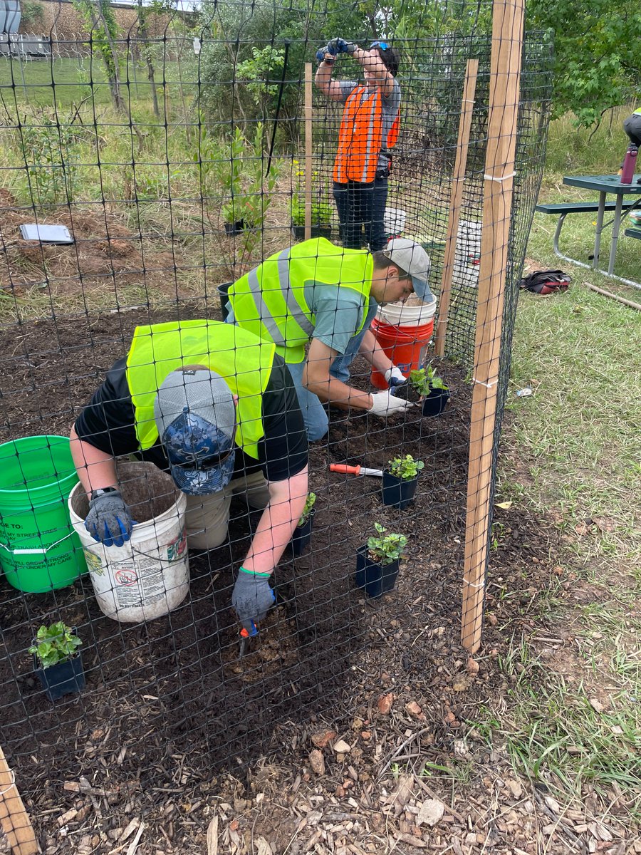 What are we up to? Just providing some CBLP-A practice to our new program members!

As always, thank you to the Howard County Office of Community Sustainability @livegreenhoco for their partnership and allowing programs like this to be possible. [instagram.com/hcecoworks]