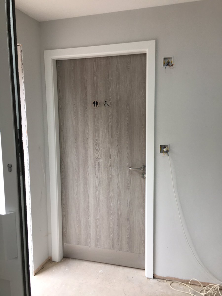 WeavesInteriors's tweet photo. Another recent interior project #WorcestershireHour with installation of #firedoors for a #private #Dentist in #Birmingham
#propertyrefurbishment #propertyrenovations #propertymaintenance #shopfit #commercail #domestic #insuranceclaims #contactustoday https://t.co/XKZeElLQEl