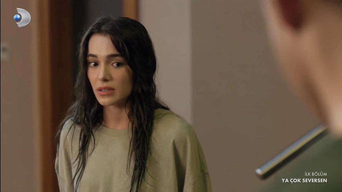 thinkinsinkin's tweet photo. “the hotel is mine”
*wheezes in his face* “yeah and rooms across are mine”
*realizes he ain’t joking* “😬 you’re serious”

HOLDING COMEDY ON THEIR BACKS

#ateyla • #yaçokseversen https://t.co/40by19R5QZ