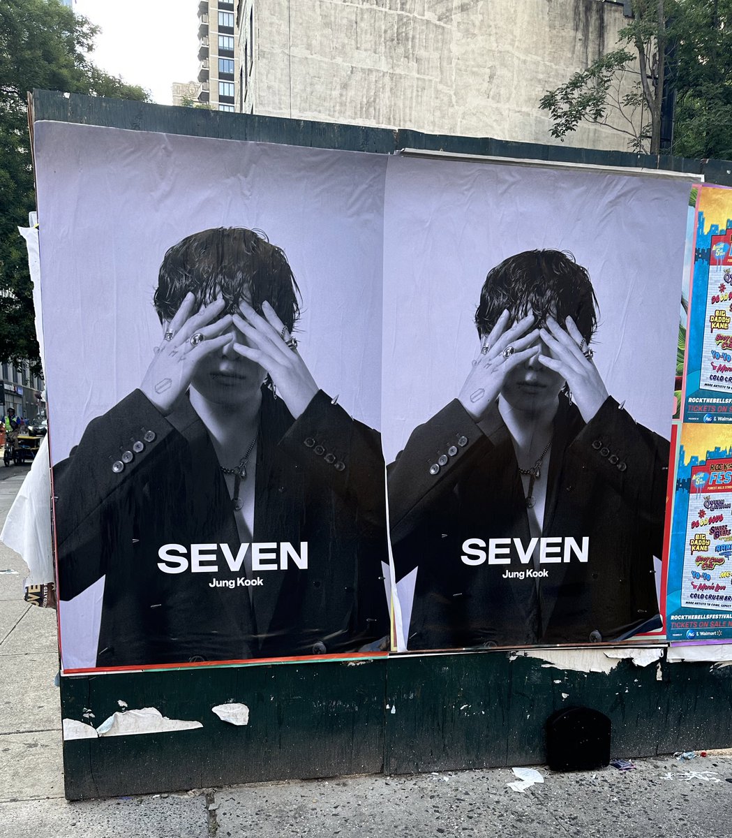 YoonGleaming's tweet photo. @hellguks7 @stillwjungkook There’s also one on 28th and Lexington! Saw it while on a walk 🥹 https://t.co/GnOnXSKEM6