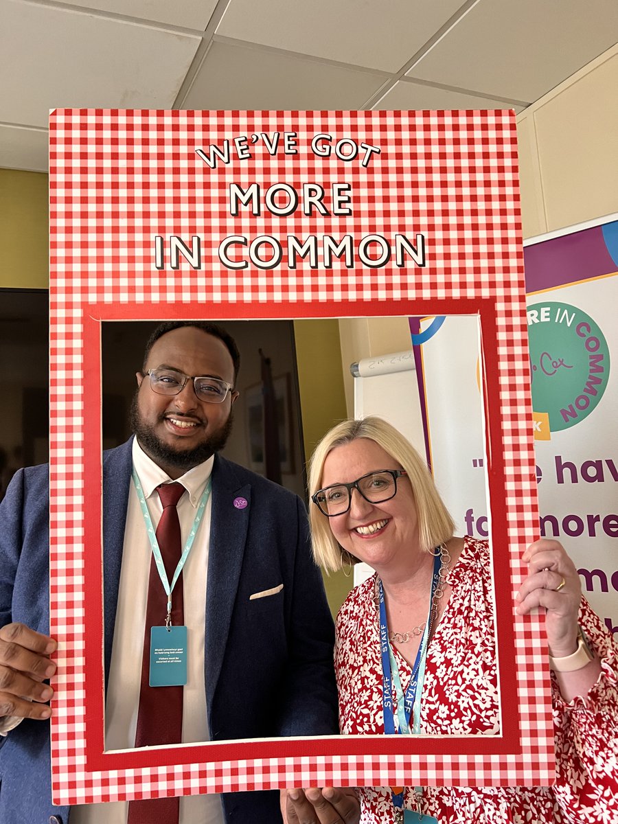 So good to see the awesome <a href="/mrsnprichard/">Nicki Prichard 🧡</a> @AliAbdi_  of @Grange_Pavilion at the Senedd #GreatGetTogether last week 🏴󠁧󠁢󠁷󠁬󠁳󠁿
Inspirational people like these gems just held 30+ events across #Cardiff as part of @Great_Together 🥳🏴󠁧󠁢󠁷󠁬󠁳󠁿
Dai iawn #MoreInCommon Cardiff🫶