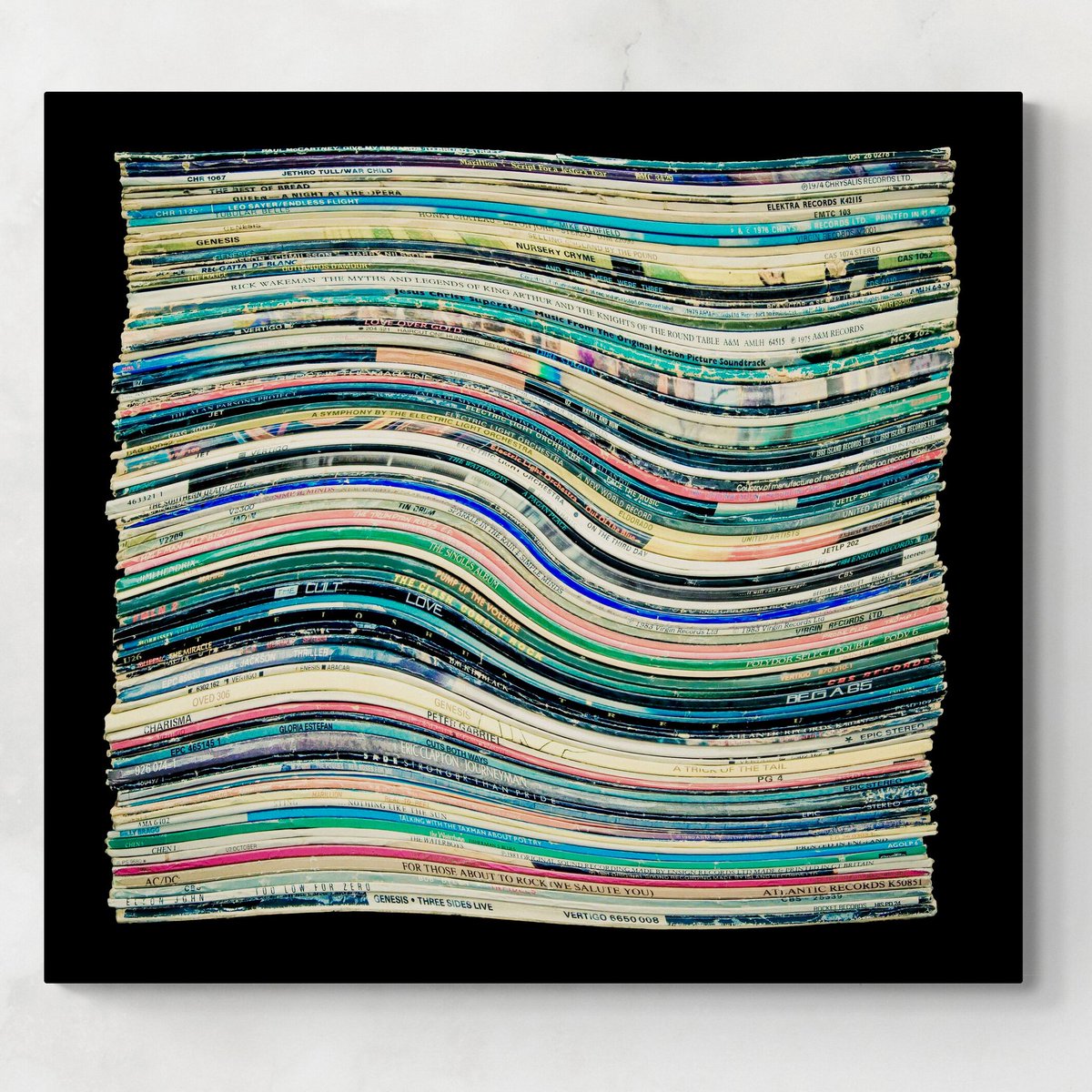 PendellDeborah's tweet photo. See lots of yummy wall art on my new website https://t.co/976vr8436q  #contemporaryart #londonart #stpauls #trafalgarsquare #vinylcollector #vinylrecords #vinyljunkie https://t.co/fPNctvAH6X
