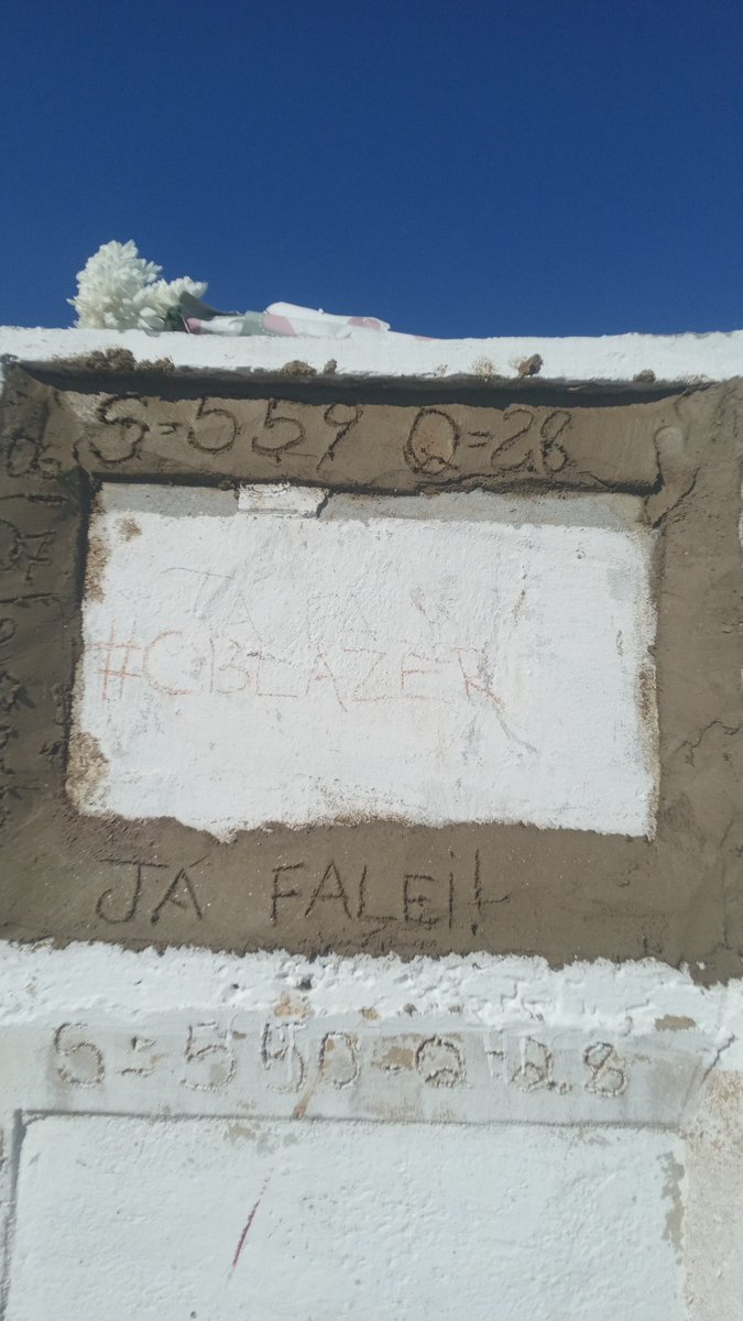 ttdomorcegao's tweet photo. Sei que pode soar como uma falta de respeito , mas deixei da forma que vc gostaria que fosse 

#Jafalei
#capota_blazer https://t.co/SQ2a6jMOLM