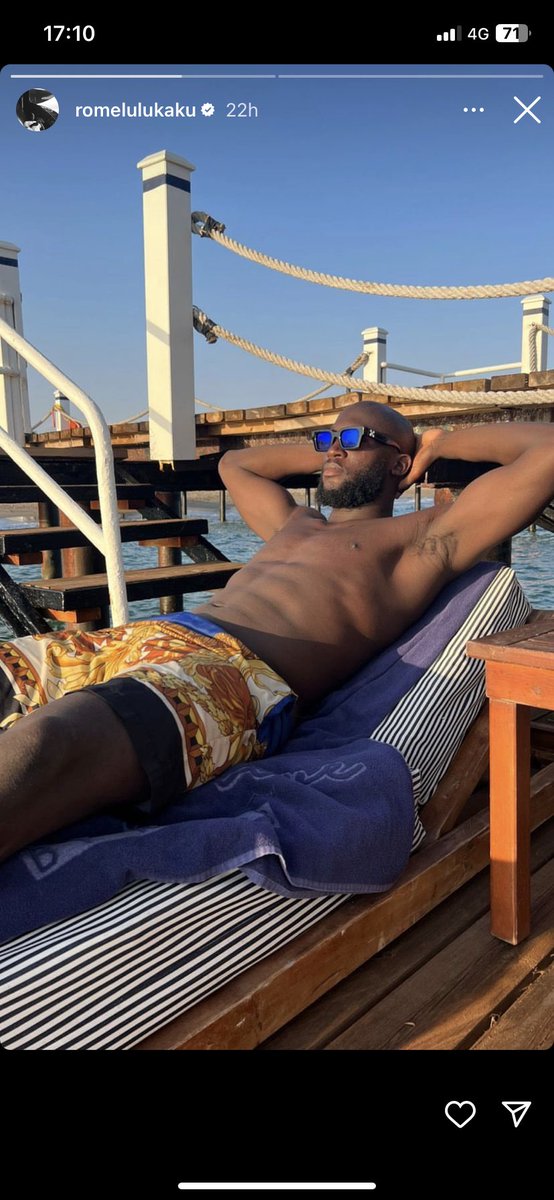 Francescosannaa's tweet photo. mentre i tifosi interisti si chiedono se Lukaku verrà nuovamente all’inter, lui si gode le sue meritate vacanze. 

grande Lukaku https://t.co/ejhNmApjOX