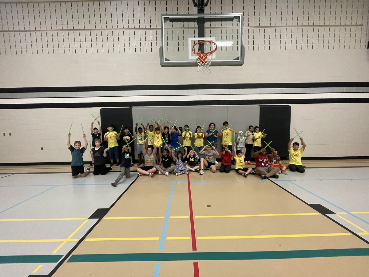 MsLaforet's tweet image. We had SO MUCH FUN with #PoundFitness today! @Mr_Alkhouri8 @Vanessa_Dakin28 @cmills_gecdsb @gecdsbpro #GECDSBslp2023 #CampDiscovery 🥁🏕️☀️