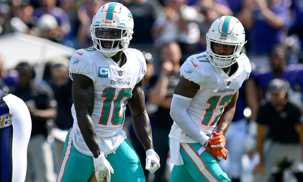 FantasyAlarm's tweet image. The latest article from our #FantasyFootball #DraftGuide is now LIVE! 🏈📝

@CoopAFiasco brings you the 2023 #NFL Targets Totem Pole as you prep for the upcoming season! 🔥

READ HERE: ow.ly/FfhQ50P5qes

▶️ Get the FA Draft Guide: ow.ly/exp650P5qet