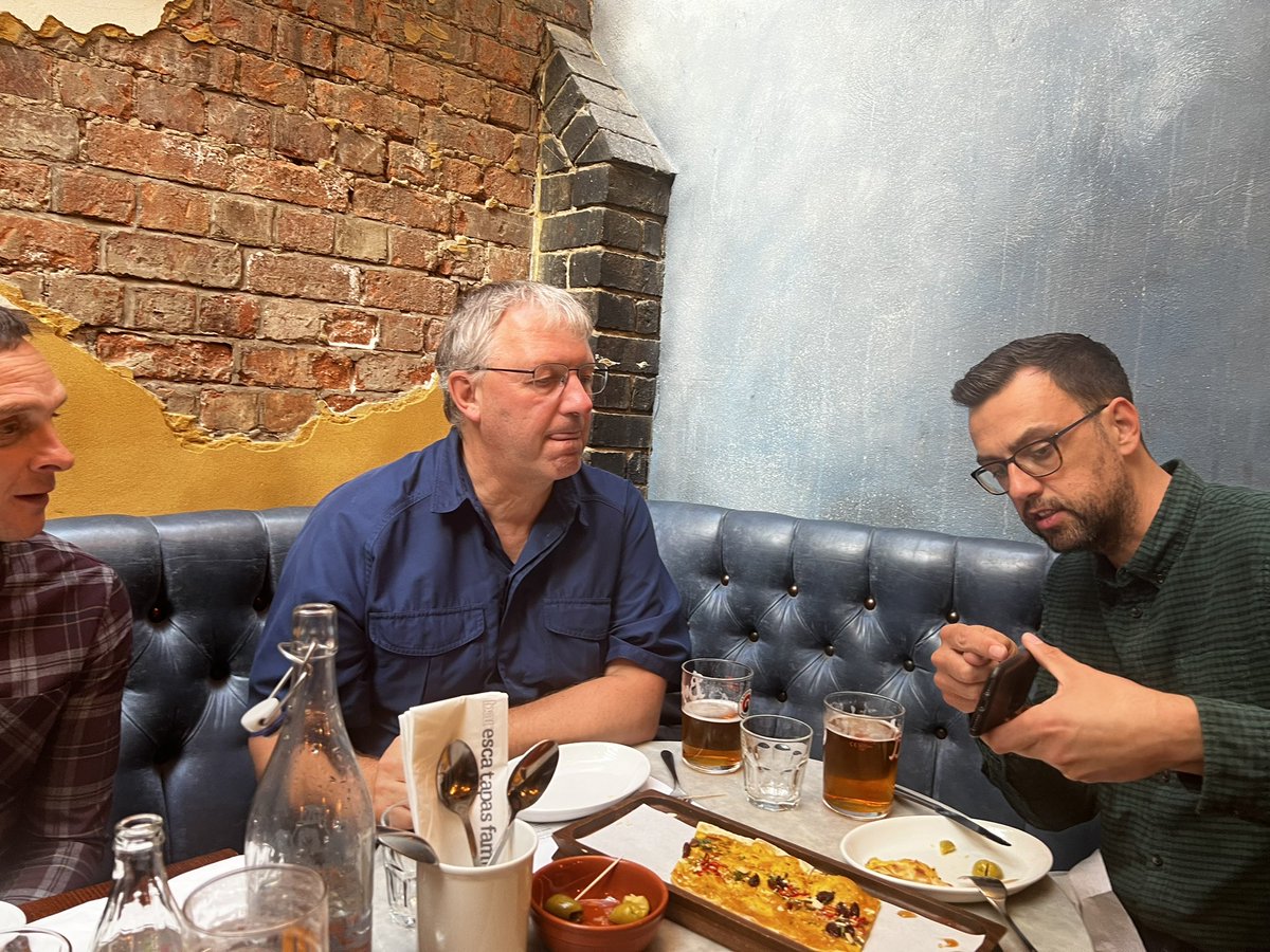 ℍ𝕒𝕟𝕟𝕒𝕙 ℂ𝕠𝕟𝕨𝕒𝕪 tweet media