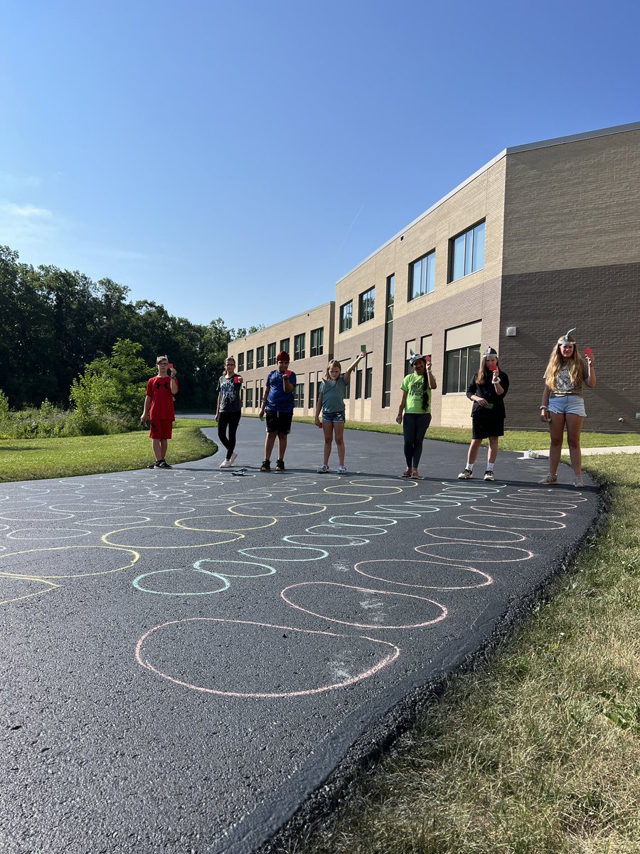 Ms. Sawicky tweet media