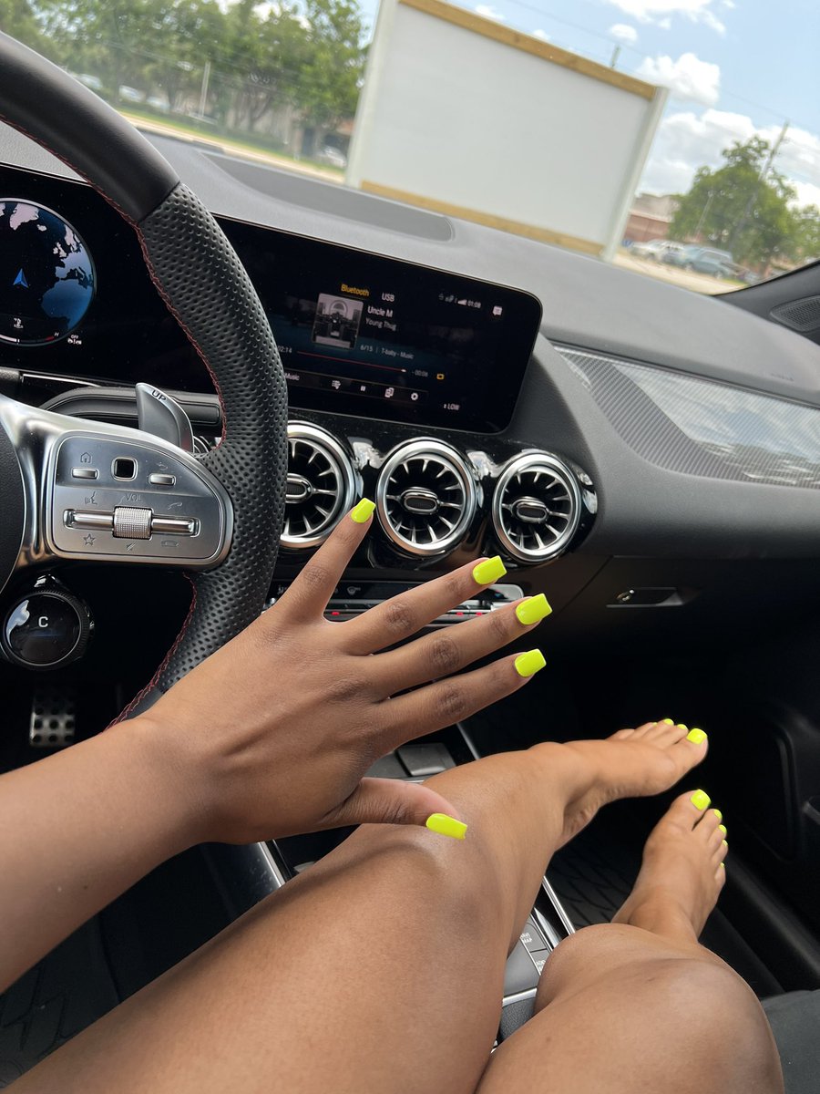 _PrincessJaee_'s tweet image. My nails lately 😊