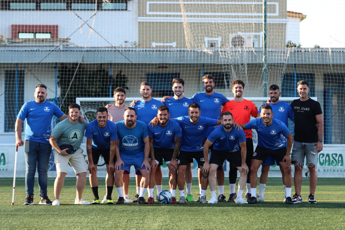 En segundo puesto se queda Er Tiki Taka <a href="/ertikitaka2007/">Pizzeria ErTikiTaka</a> equipo invicto de hace 6 temporadas juntos, que cae derrotado en la final de FND7. Muchas gracias por confiar en nosotros y por darlo todo en cada partido. El año que viene se volverá a intentar! Grandes los tikis 💙⚽️
