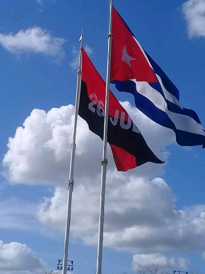AdeGonzalez2022's tweet photo. Por otro 26 de victorias!!! #70Moncada #ConTodosLaVictoria @ccbara20
@CaridadCuba1
@LogVanguardia
@Celguardianes
@Letizia18446462
@MagalyG75655893 @ElAvile67 @saraurgelles70 @MaraCarassou @YainerisL @ErnestoGles2021 @DopicoRoberto https://t.co/U4mmO8CVVK