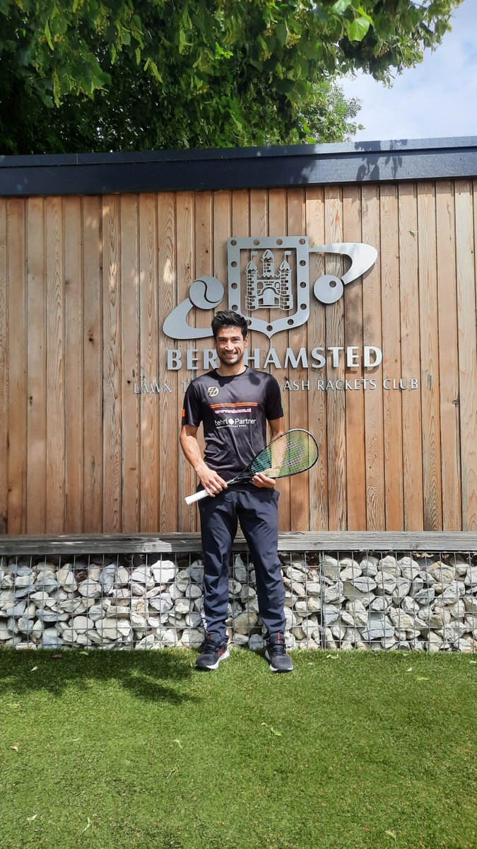 SquashChallenge's tweet image. In meinem 200.PSA-Weltranglistenturnier machte ich mir zum Jubiläum selbst ein Geschenk und gewann die erste Runde gegen den Engländer Will Salter (WRL 245) mit 3/1. Im Viertelfinale treffe ich nun auf einen weiteren Engländer und die Nummer 2 des

rehman.at/erste-huerde-b…