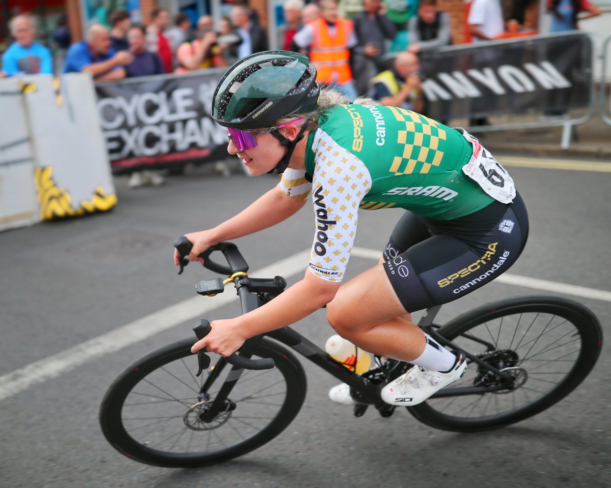 <a href="/DarvillIsabel/">Isabel.Darvill</a> of <a href="/SpectraRacing/">Spectra Racing</a> in yesterday's round of the National Circuit Race Series in Guildford #NatRoadSeries