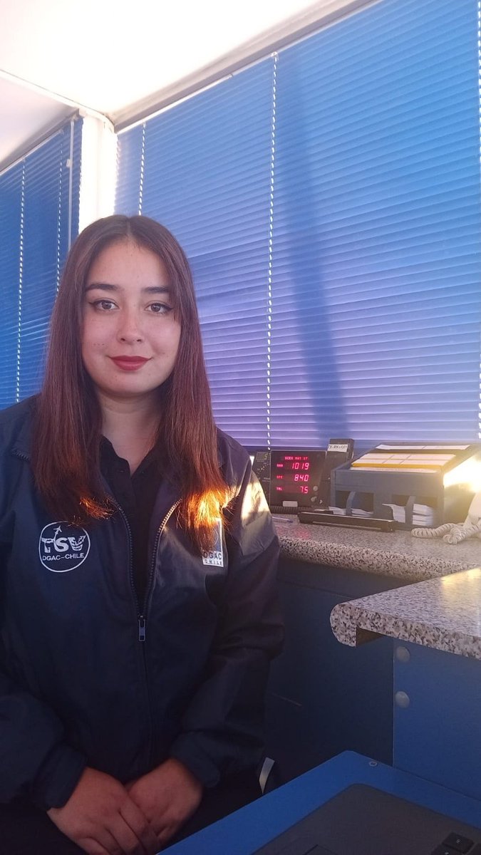 ColegioTSVChile's tweet photo. Gracias a las gestiones del Colegio TSV con las autoridades DGAC, El Ad. AFIS Ricardo García Posada sigue en servicio gracias a las y los TSV que resguardan la seguridad de los vuelos. Hoy, Jazmín Velázquez en frecuencia.
#SoyTSV #SoyDGAC
@DGACChile @ANFDGAC @DgacAtof @Dap_Grupo https://t.co/MrpXSyLy9r