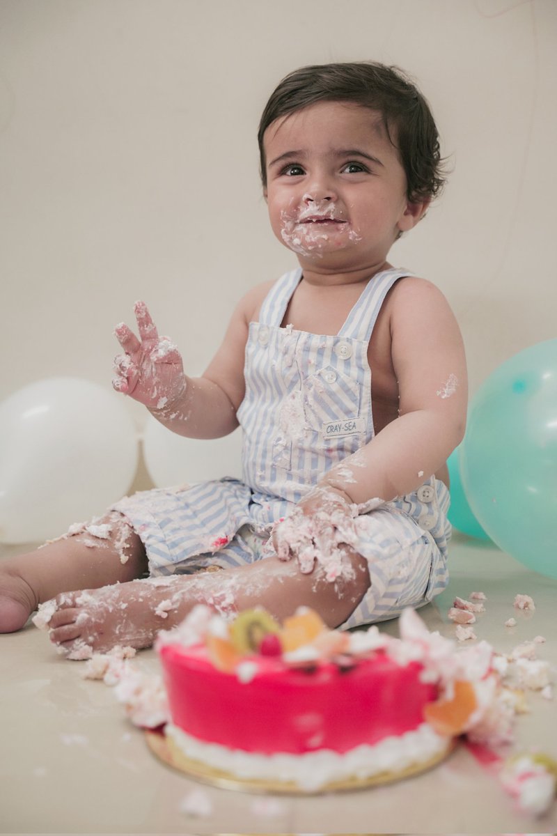 dreamworkphoto's tweet photo. Cake smash photoshoot at home, Noida.

#birthday #cake #photographer
#photo https://t.co/JWjXJ8Xxos https://t.co/2tC4GVBRR9