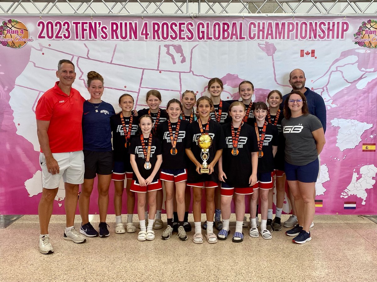 IGB2030Shade's tweet photo. 🏆Roses Rising Stars, 2030 Platinum Division Champions! #Growth #LiveYourDream
#RosesRisingStars23 https://t.co/J94JRvXaCb