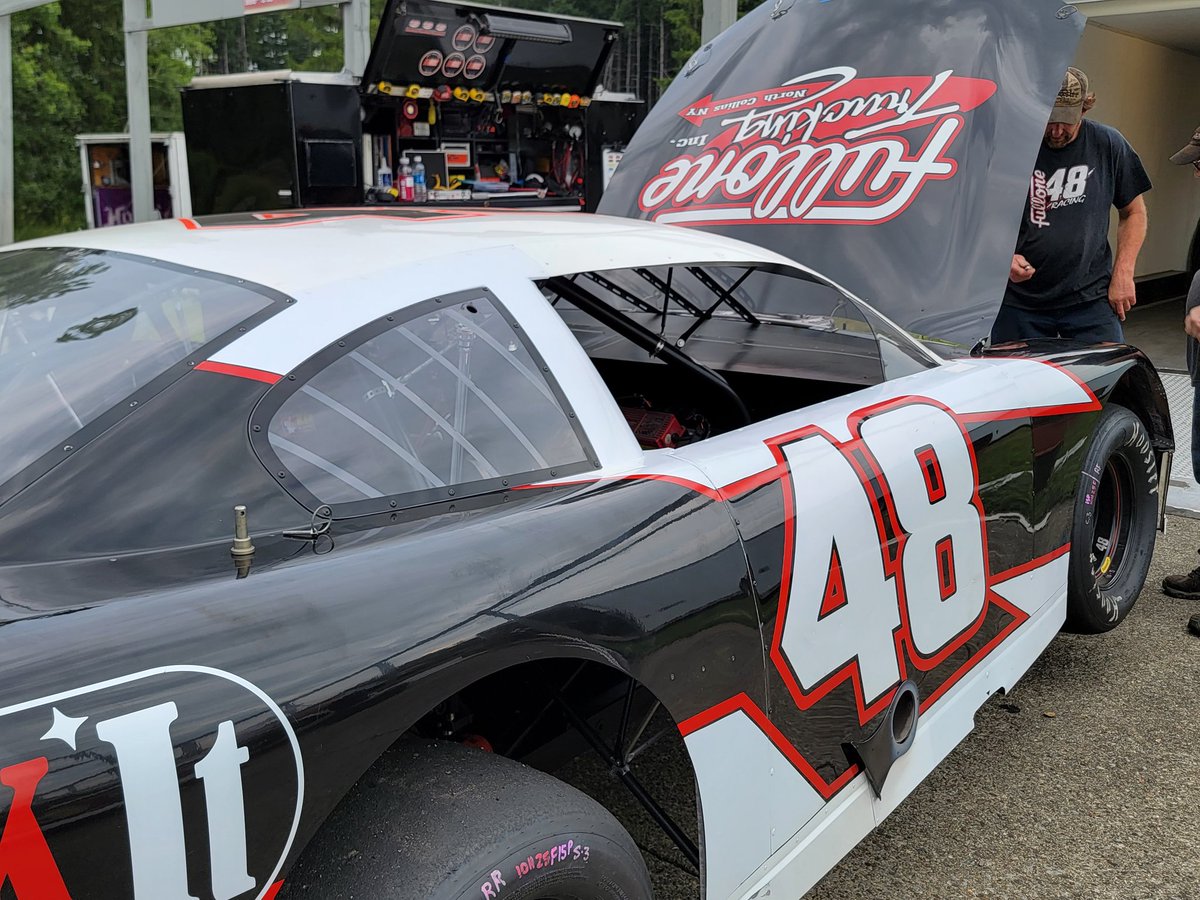 RoCModSeries's tweet photo. This Saturday night on the #HighBanks of @HollandSpeedway the Race of Champions #LateModels will run their first race of the year. #ThunderintheHills @Wilbertsupullit 100 #ModifiedsMainly #LateModels too. "You gotta have a favorite!" #WhereEveryLapCounts https://t.co/q4yiZvvG2x