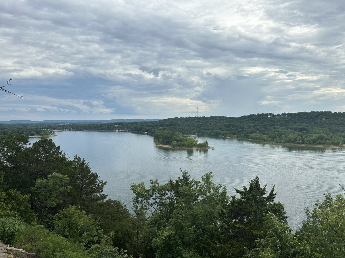 pwatermeier's tweet image. Time at the lake is always well spent #lakelife #tablerock