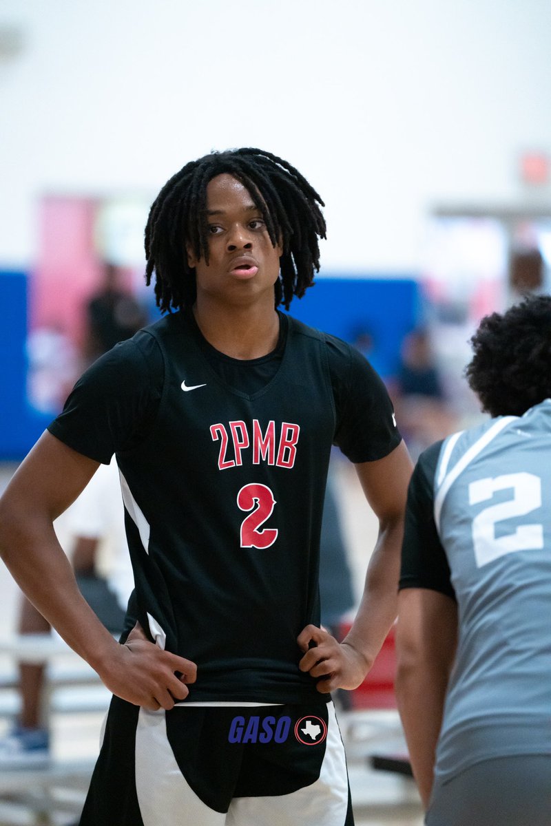 That @_2PMB_ squad is going to be a tough out this weekend  #GASOChampions good first round win. 

📷 <a href="/avionjac22/">Avion Jackson</a> with 11 in the win.