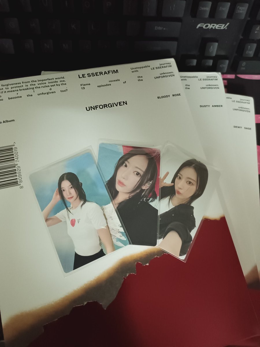 rustin0310's tweet photo. @luvmntzaki Hello. Have this PCs to your Chaewons~ https://t.co/WyG5rGABZ9