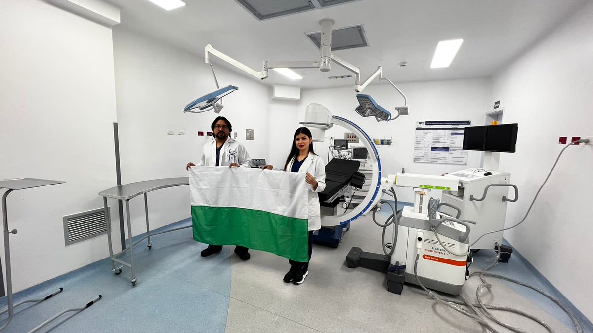 HospitalMFS's tweet photo. Estamos orgullosos de continuar cumpliendo nuestro #CompromisoDeVida 💙

👉🏼#AEstaHora realizamos el recorrido de apertura de nuestros nuevos 5 quirófanos y 1 central de esterilización. 

UNIDOS fortalecemos la prestación de los servicios en salud. 💚

#HMFSavanza
#UNIDOSPorLaVida https://t.co/M73MuHaumo