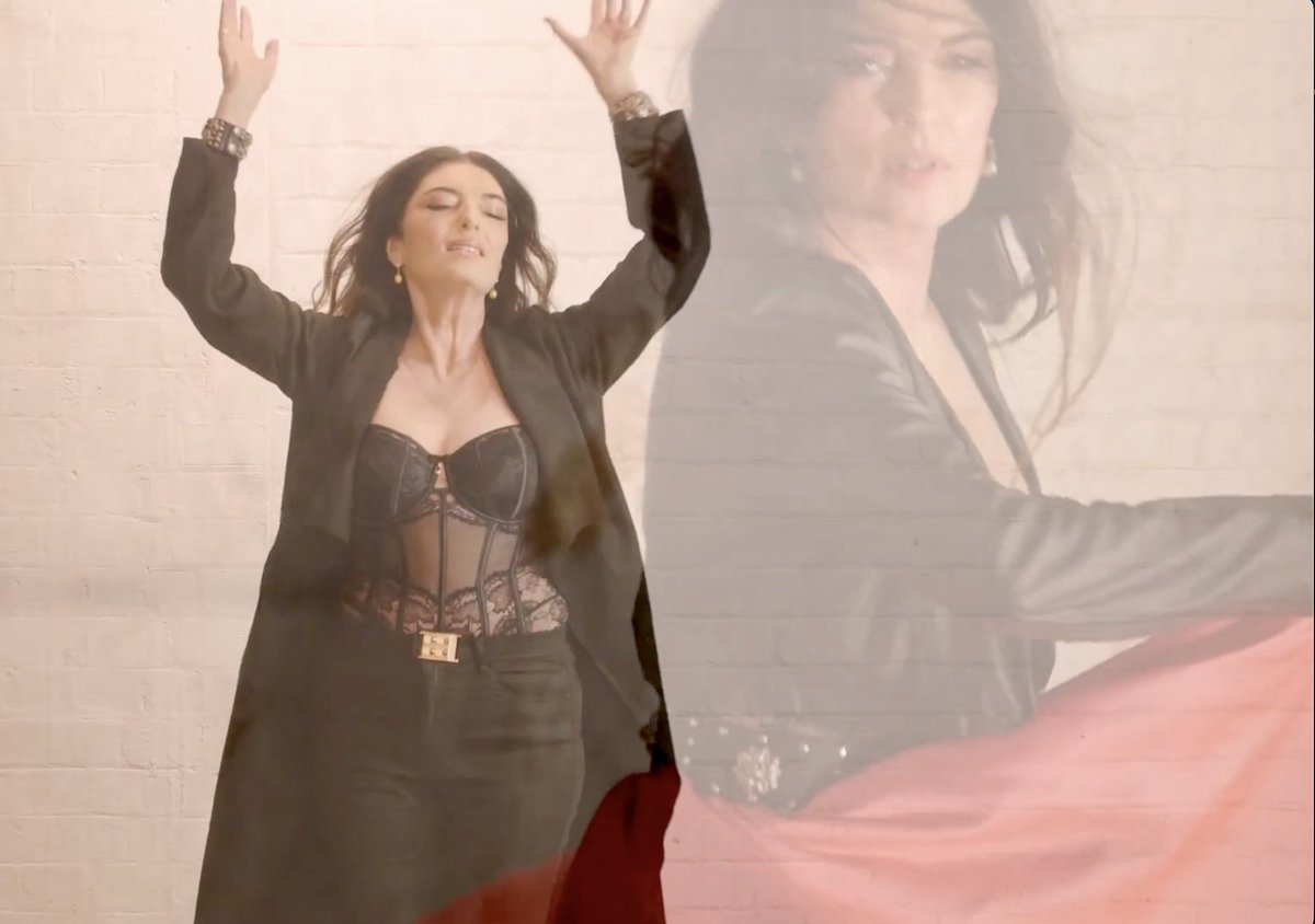 susanmuranty's tweet image. You can catch me on ABC Radio Wide Bay QLD this morning at 9.30am AEST talking with the fabulous David about my new album Fire Dove!!! Grab a steaming cuppa and follow the link to have a listen!! ❤️🎶💫 abc.net.au/listen/live/wi… #newalbum #ABCRADIO