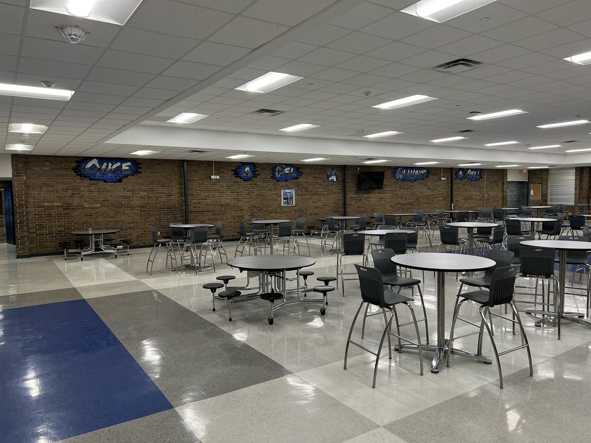 PortAllenPels's tweet photo. We are creating an alumni wall to celebrate our rich history and all of our graduates! A plate with your name and graduating year may be purchased for $50. You may choose which department to support with your donation. Orders will be placed on the 1st of every month. https://t.co/wmAj2pwEaU