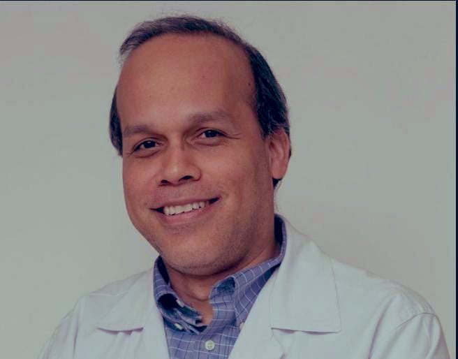 Felicitamos a los nuevos Fellows del American College of Physicians: el Dr Gabriel Frago,  FACP, especialista en Medicina Interna y Cardiología de la ciudad de Panama y el Dr Luis Carlos Morales, FACP, especialista en Medicina Interna y Dermatologia, de Quetzaltenango, Guatemala.
