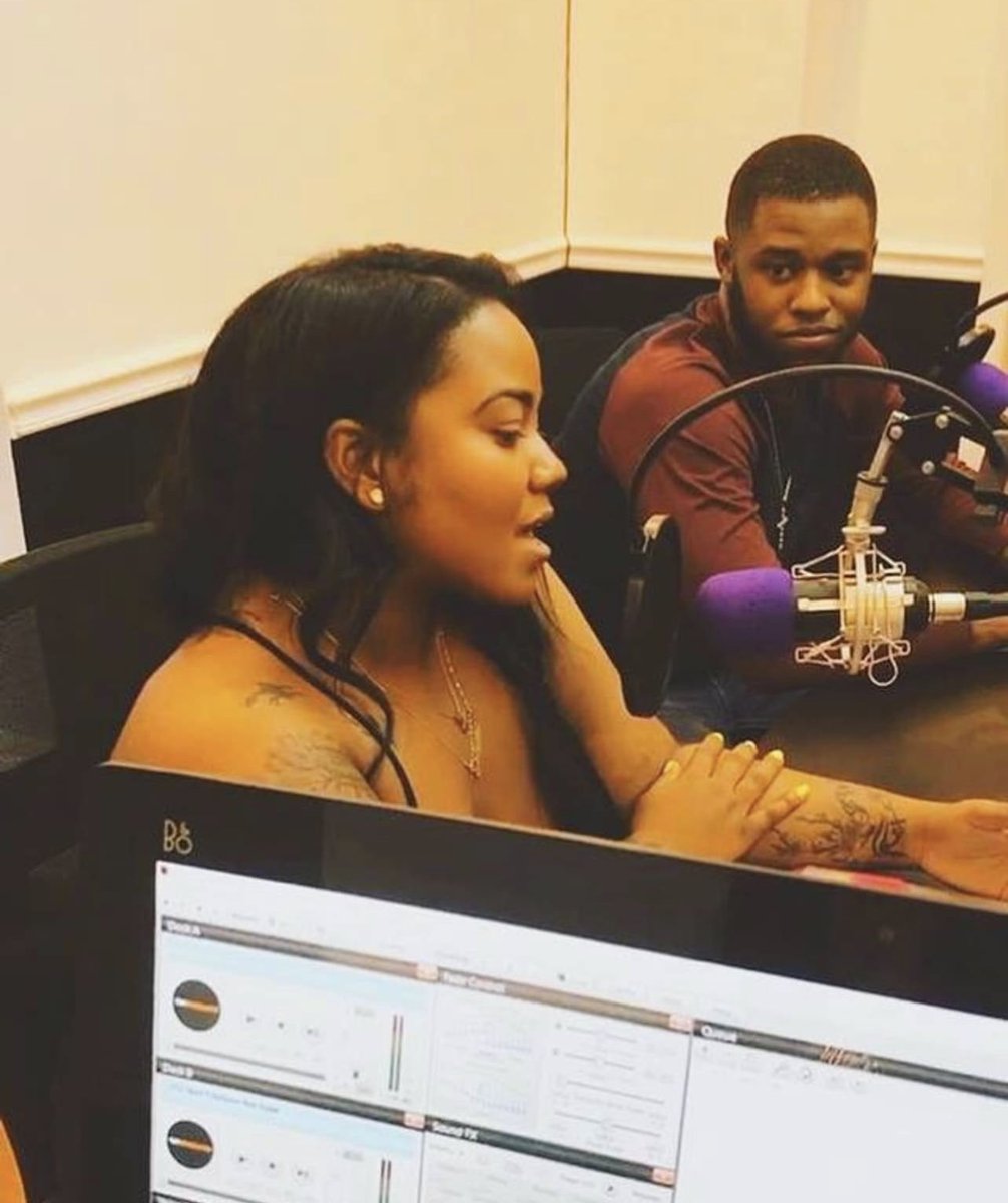 TatianaSnead's tweet photo. i was a former show host @ kean & went on to do a hip-hop/r&b podcast w my bestfriend Jamar called “Podcast About Nothing” (inspired by Wale). I was doing playlists on soundcloud (that literally was just the songs featured on the song breaks) called #Whipsessions https://t.co/Iy6BIT930P