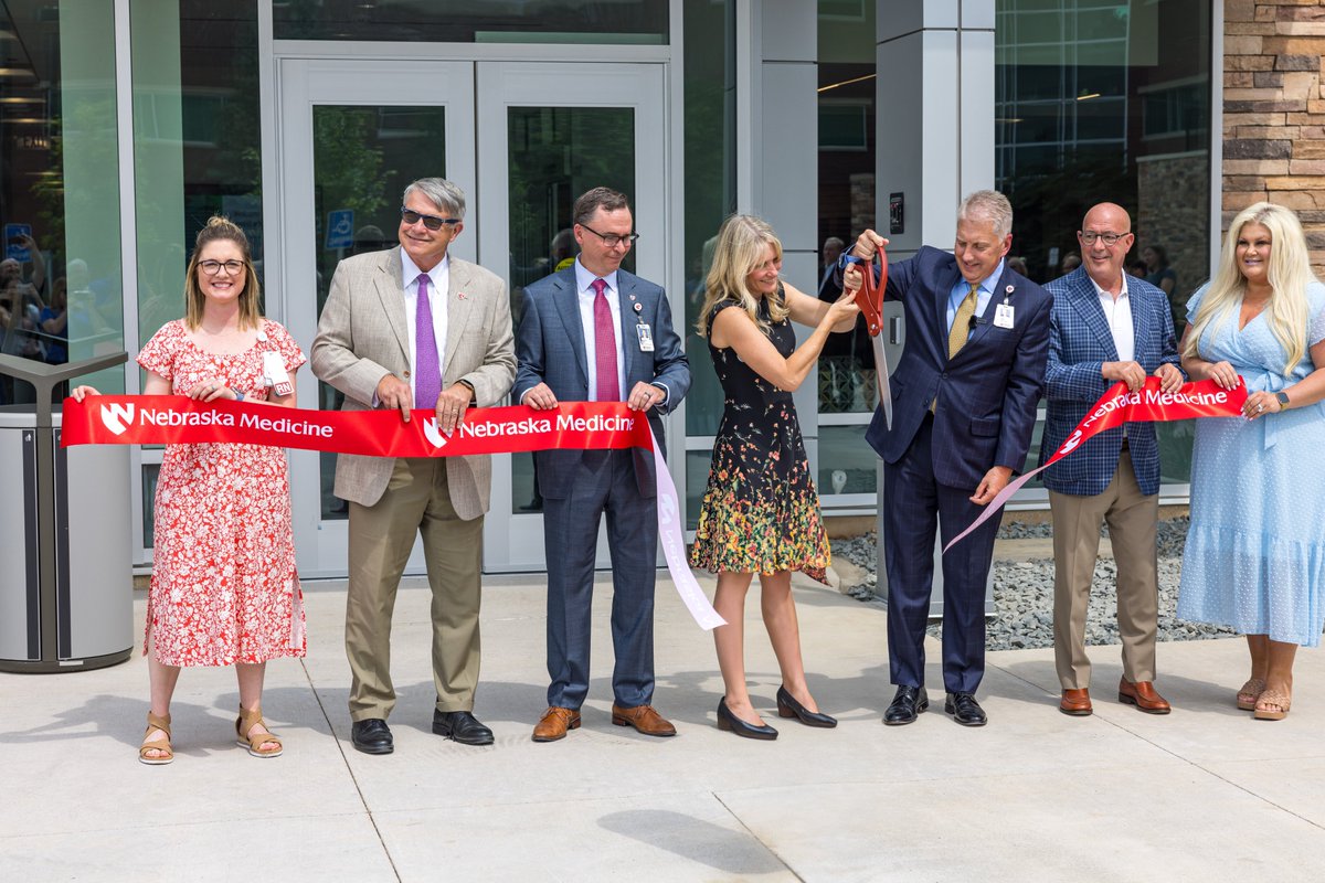 NoddleCompanies's tweet photo. Ah, ribbon cuttings. Never gets old! 

#NoddleProjects #NebraskaMedicine #TeamWork https://t.co/nGxOvD4N75