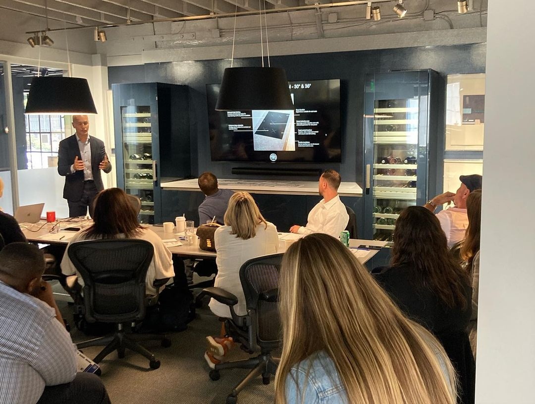 purcellmurray's tweet photo. We had another fantastic group training at Casa Bertazzoni in our showroom with Milestone Distributors this week! 🙌 https://t.co/XAxBxXwTQR