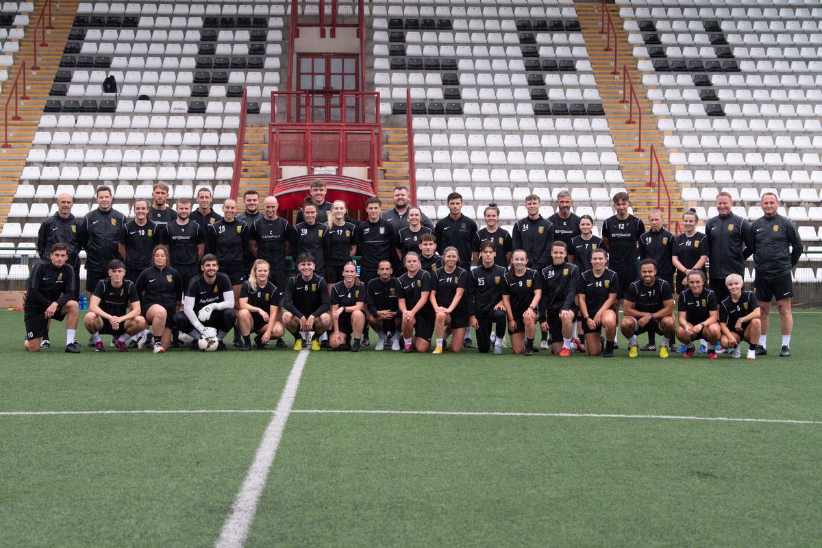 Guernsey 2023 | 𝗟𝗲𝘁’𝘀 𝗴𝗼! Final training sessions complete. It’s time to head to Guernsey tomorrow for the 2023 Island Games! ⚽️

Good luck to all involved in other sports representing Jersey over the next week as well! 🇯🇪

#MonTheBeans