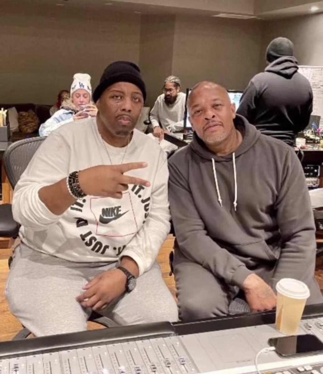 E & D up in the lab 🎙🎙🎵🎵
#ErickSermon #DrDre #HipHop 🔥🔥