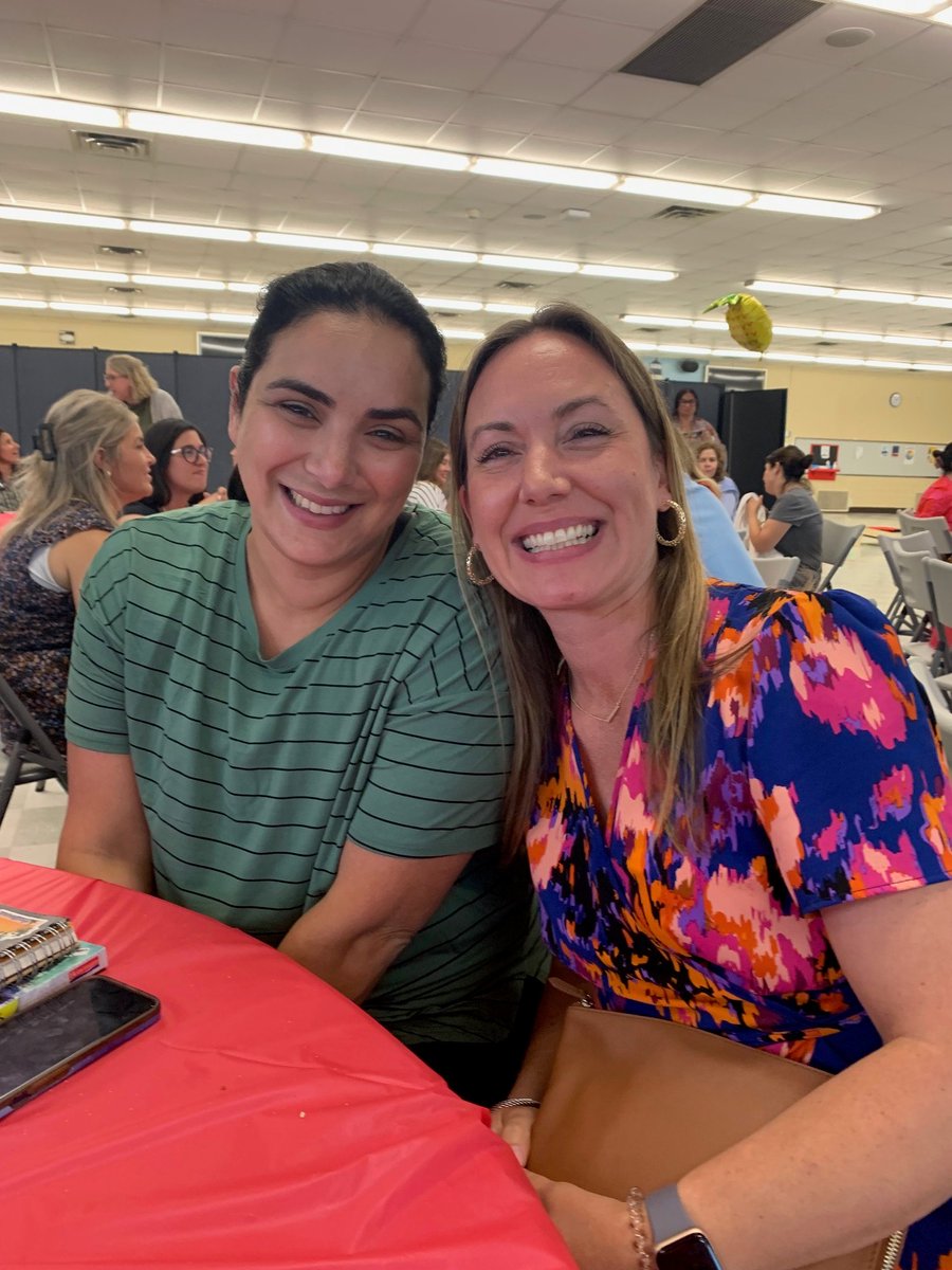 Christine_Sartory (@oceansidereads) on Twitter photo Stayed cool today with old friends and new...at the Summer Literacy Event at Freeport High School. It was a great day overall, but we were especially impressed with keynote speaker <a href="/KellyGToGo/">Kelly Gallagher</a>. #OSDGoRead #freeportlearns Stayed cool today with old friends and new...at the Summer Literacy Event at Freeport High School. It was a great day overall, but we were especially impressed with keynote speaker <a href="/KellyGToGo/">Kelly Gallagher</a>. #OSDGoRead #freeportlearns