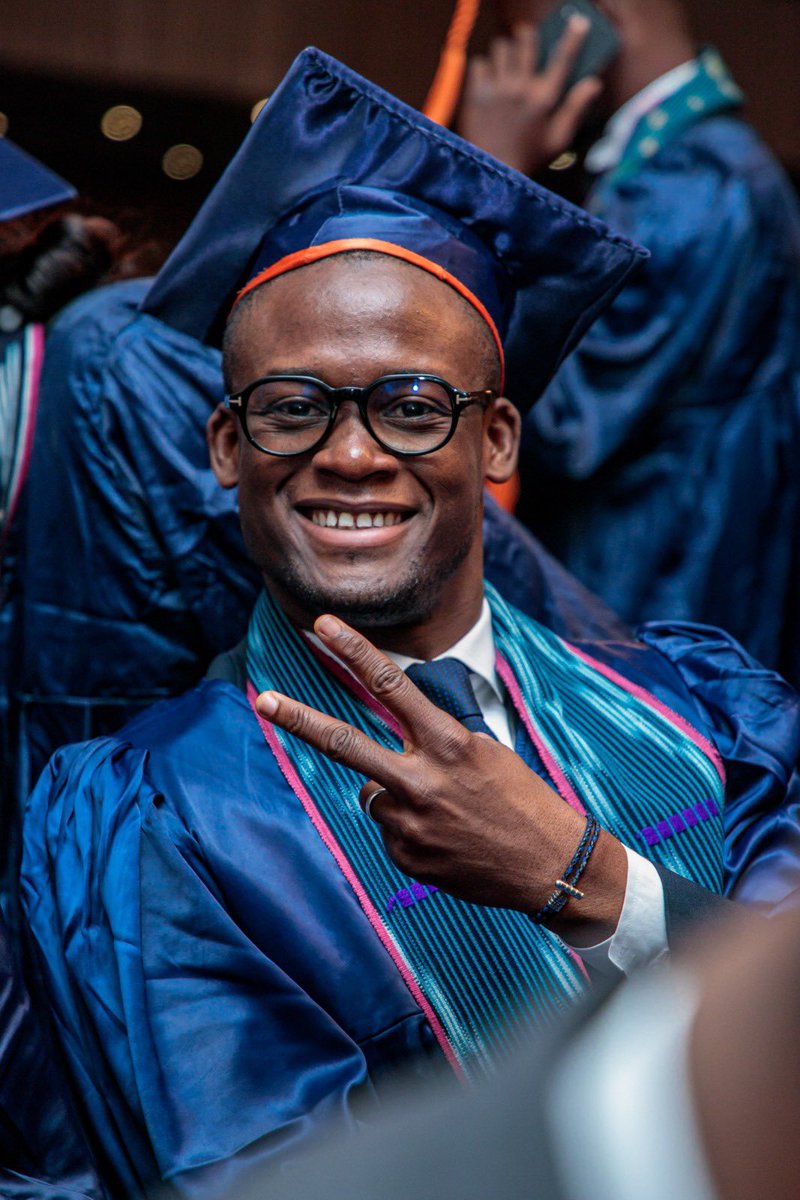 Diabateibn93's tweet photo. Je suis ce jour, diplômé de l’Institut de Formation Politique - Amadou Gon Coulibaly 🎊
Ma Sincère gratitude aux encadreurs et au personnel de cet institut de référence pour la qualité de la formation reçue. #IFPAGC #2023AnnéeDelaJeunesse
#Ensemble_pour_l_excellence
#cnjci https://t.co/es3dZc0WZW