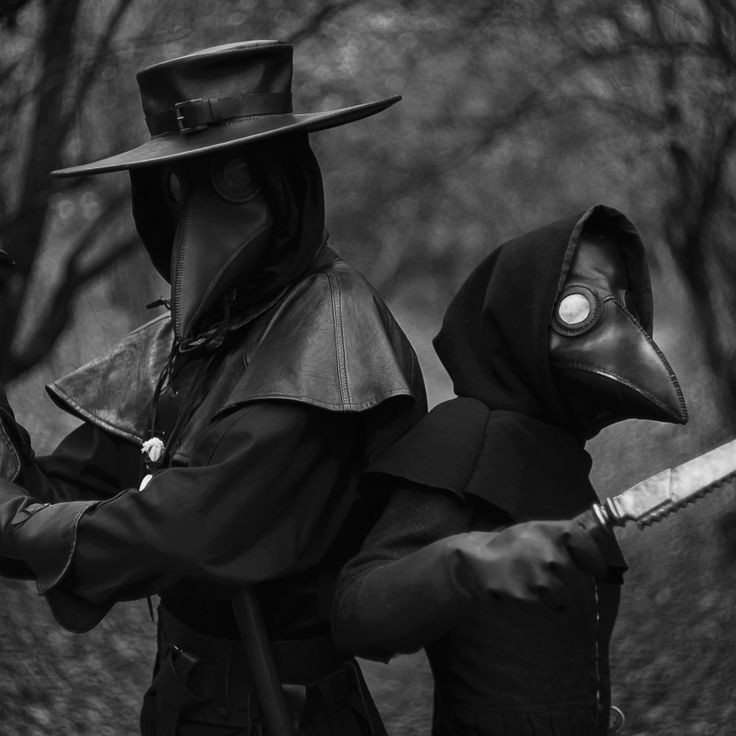_SilentAvenger_'s tweet photo. Introducing!

The Order of The Crow!

A cult who follows The Crow blindly, it's members are mostly serial killers or murderers.

They believe The Crow is a supernatural entity. [which it might be.] https://t.co/rKQ5vmadLw