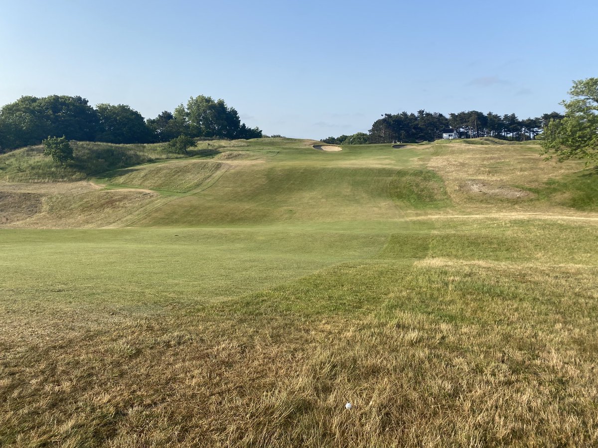 firmandfastgolf's tweet photo. Rabbit holes are wonderful, about as wonderful as the story of golf in The Netherlands. Currently planning a 5 part docupod series going deep (quelle surprise!) on the topic. #littlebites #eatinganelephant @hscoltproject @ugcdepan @KHGCC_H1 @IVGD1 https://t.co/UPxewRAP2J