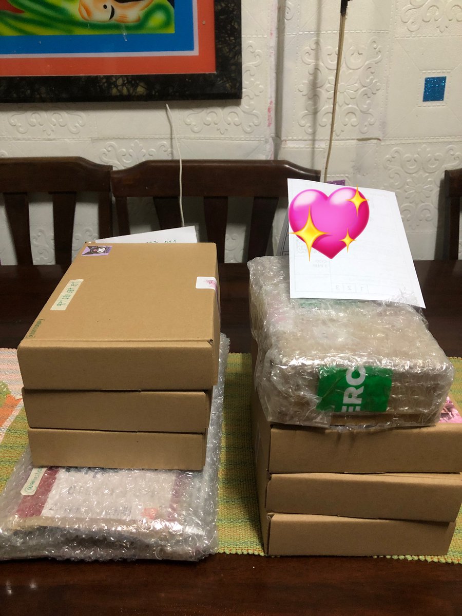 classymissycart's tweet photo. 8 parcels, hindi pa rin tayo nabibigyan parcel ng jnt grabe :) Naka-sale tayo ng albums sa TikTok and also 3 for 99 Official Photocards is available until July 7 ends. Checkout now! #CMCUpdates https://t.co/yuMWwx8Yya