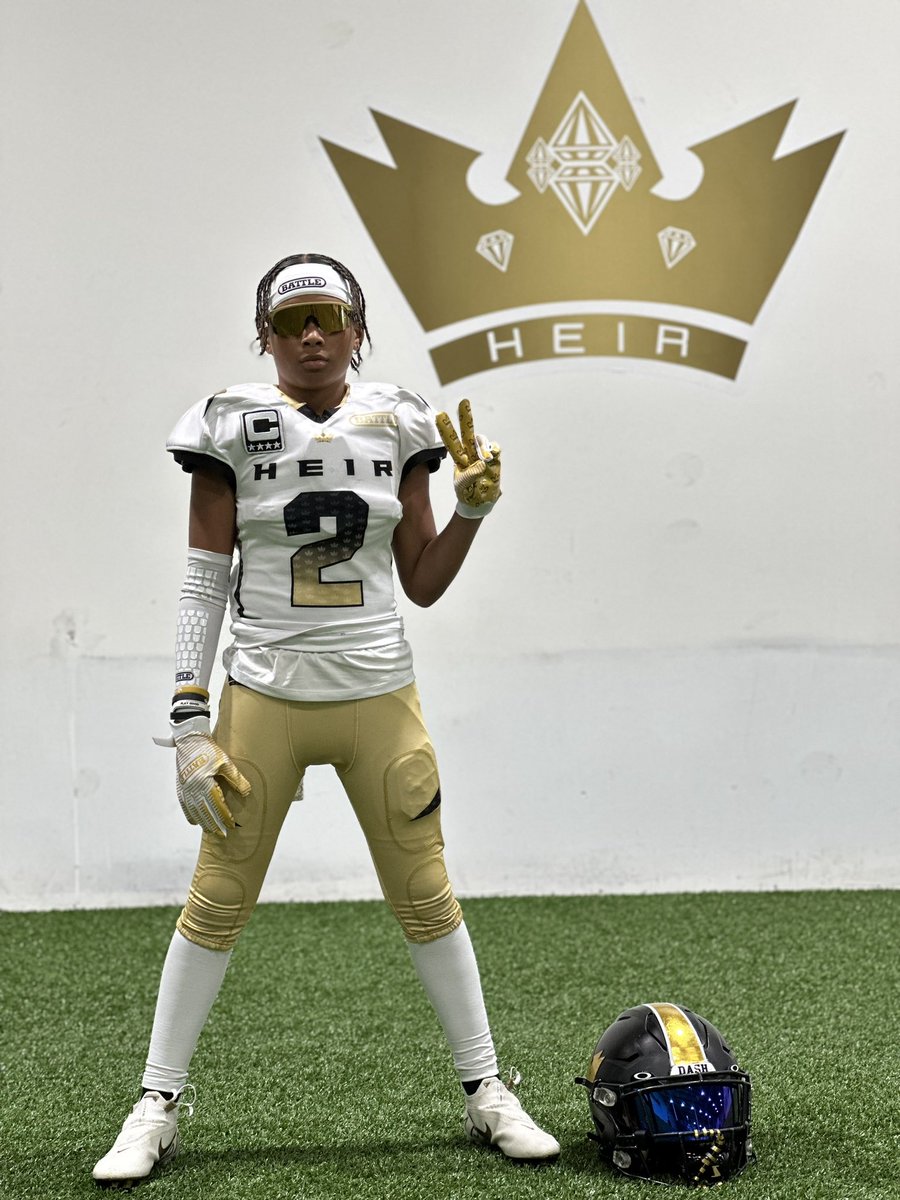 DashJones2_'s tweet image. Season time…  Stay tuned 😎✌🏽

#DashJones  #ThisIsHEIR 👑