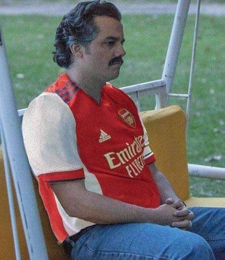 onlybrad_'s tweet photo. @Arsenal Loan him to Arsenal https://t.co/QqLgHpfPlg